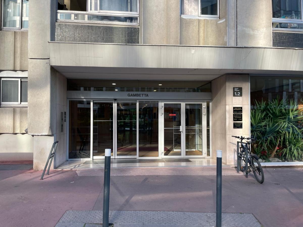 Appartement Grand A La Defense Courbevoie