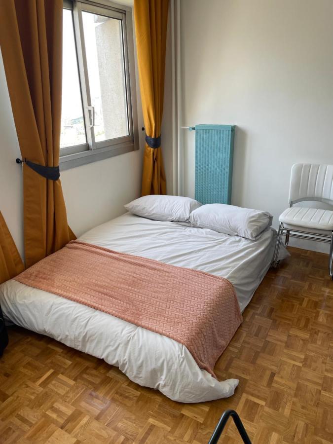 Appartement Grand A La Defense *
